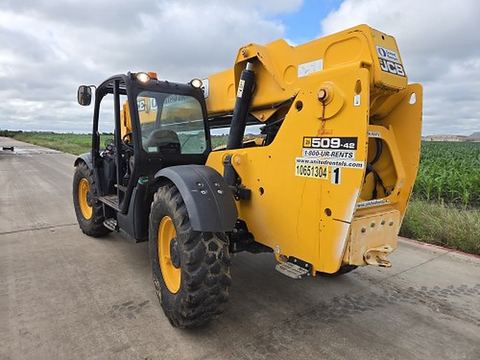 2017 JCB 509-42 Forklift Variable Reach 9000# 30-45'