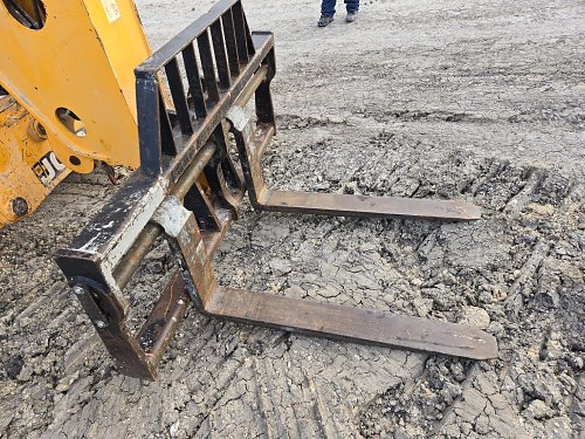 JCB 510-56 photo 5