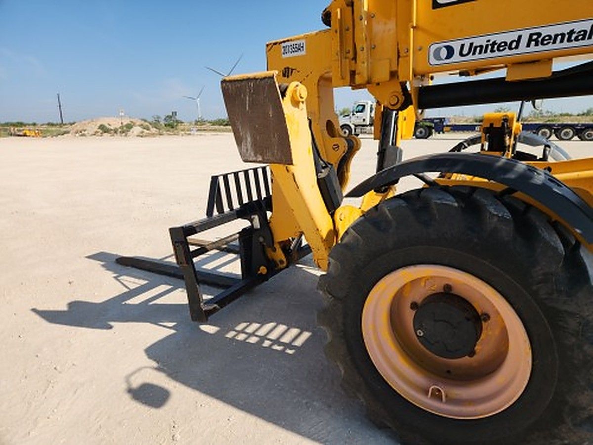 JCB 510-56 photo 5