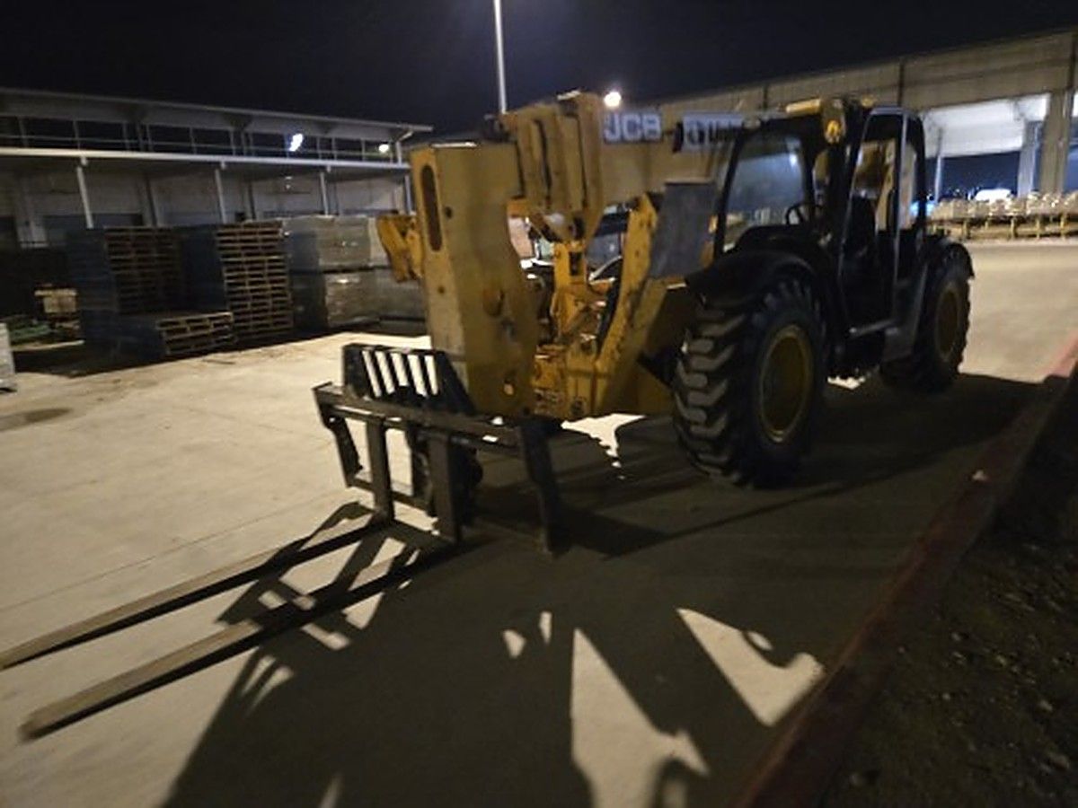 JCB 510-56 S photo 2