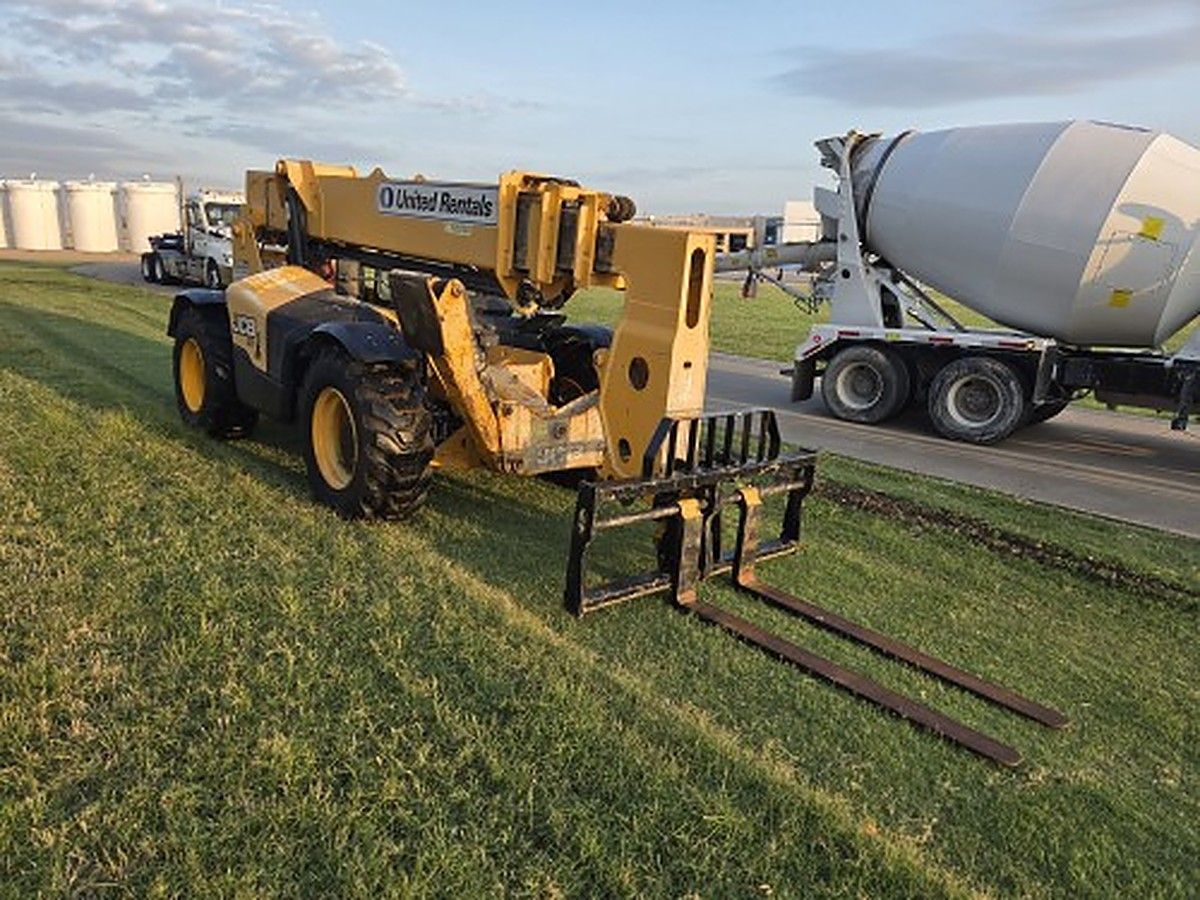 JCB 510-56 S photo 3