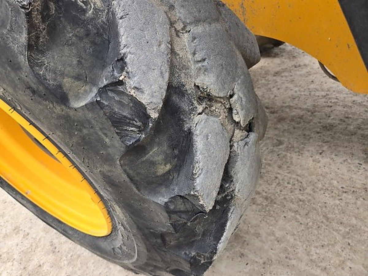 JCB 510-56 S photo 16