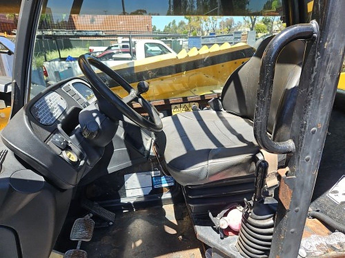 JCB 510-56 S photo 2