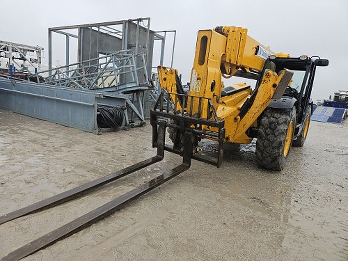 JCB 510-56 S photo 3
