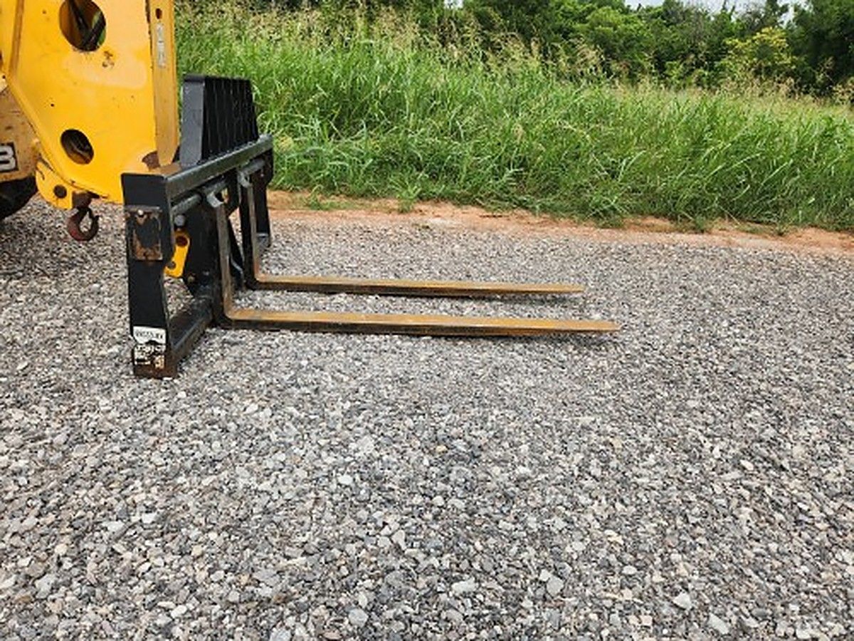 JCB 510-56 S photo 17