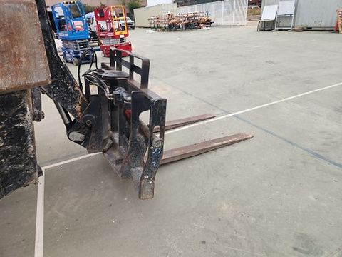 2017 JLG 1001095418S for sale