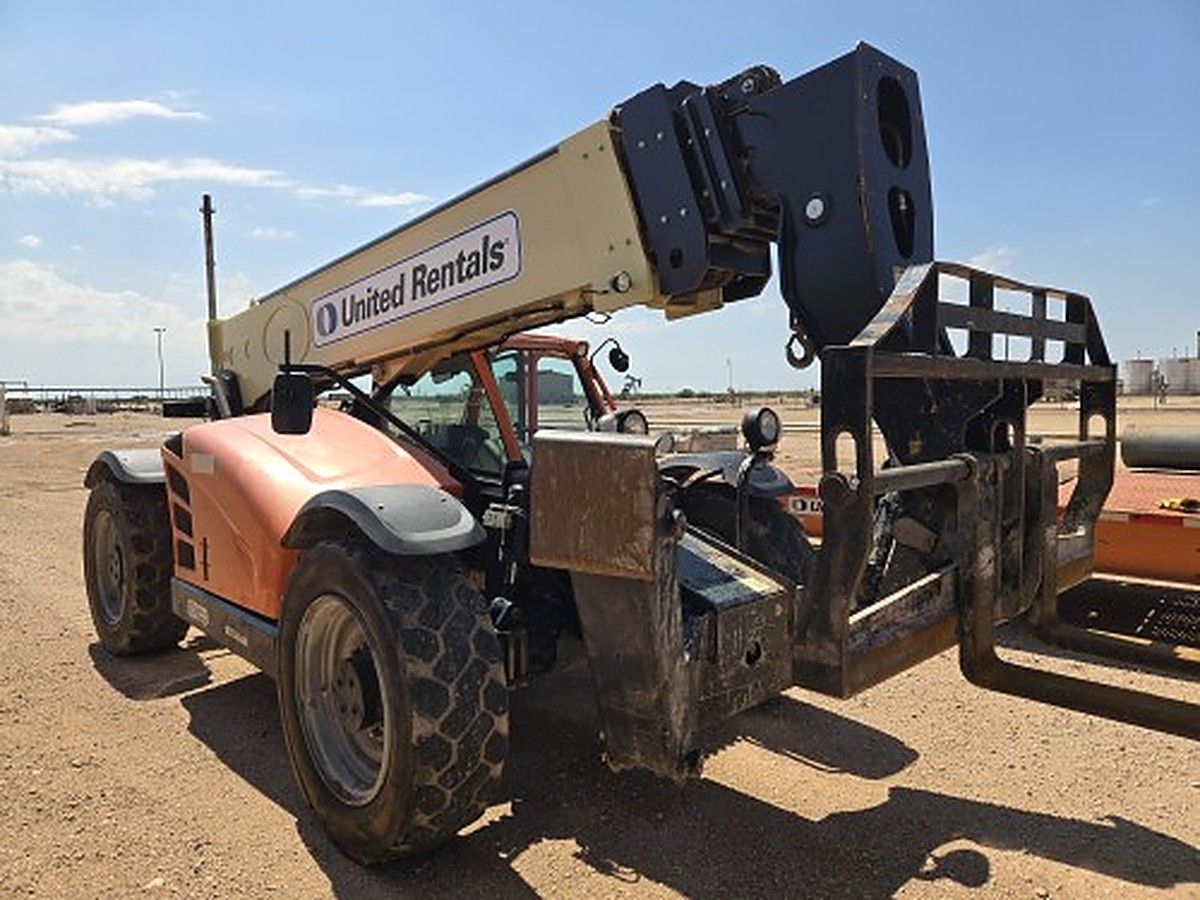 JLG 1055 photo 2