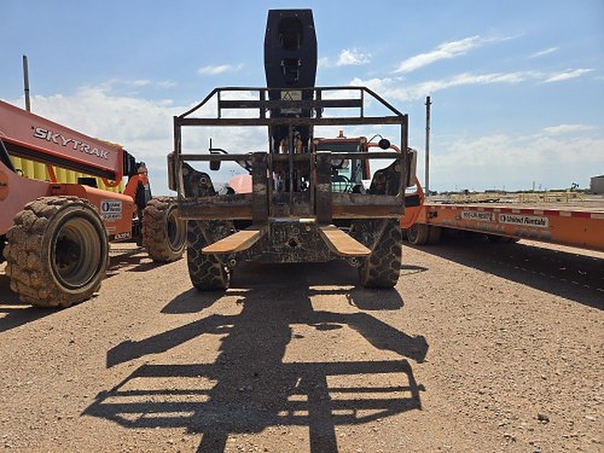 JLG 1055 photo 3