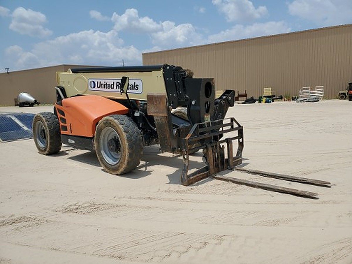 JLG 1055 photo 4