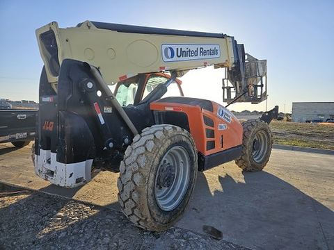 2017 JLG 1055 Forklift Variable Reach 10000# 50'-62'