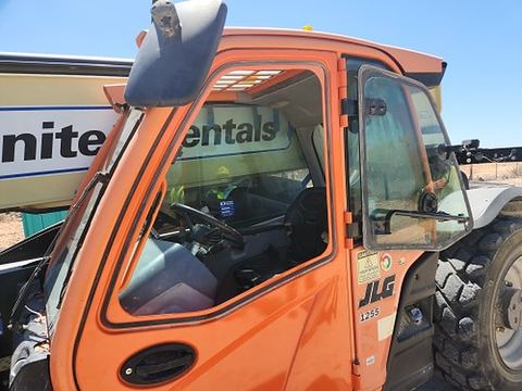 2017 JLG 1255 Forklift Variable Reach 12000# 53'-69'