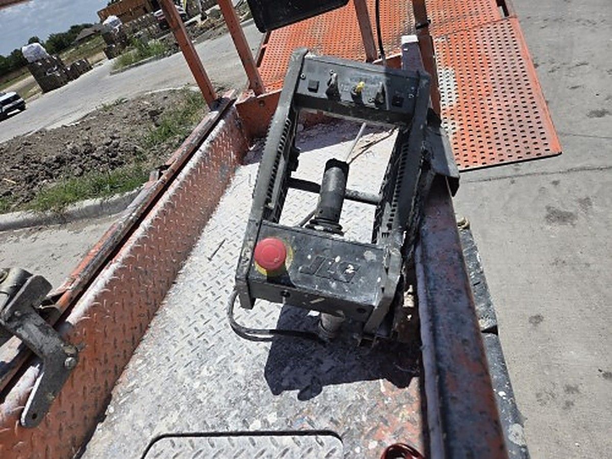 JLG 1932R photo 2