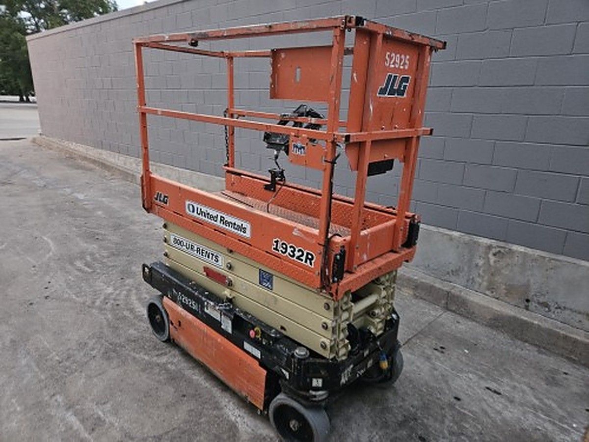 JLG 1932R photo 8