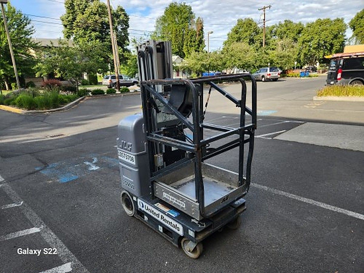 JLG 20MVL photo 2