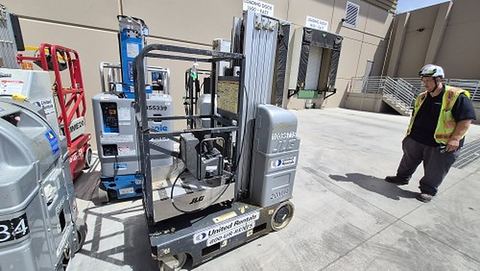 2017 JLG 20MVL Vertical Lift 18-20' Elec Self Propelled