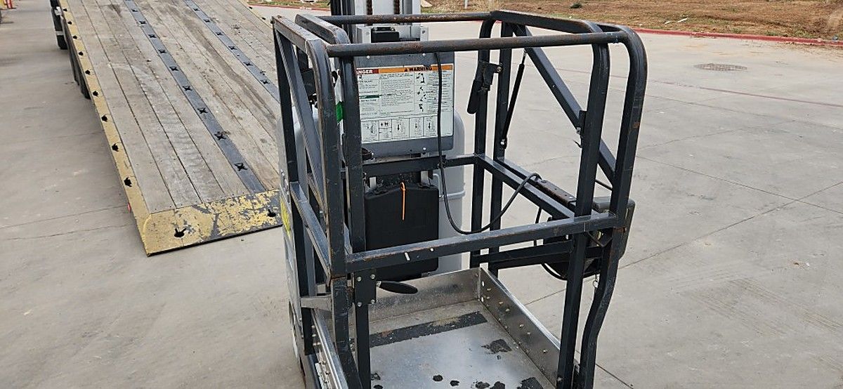 JLG 20MVL photo 2
