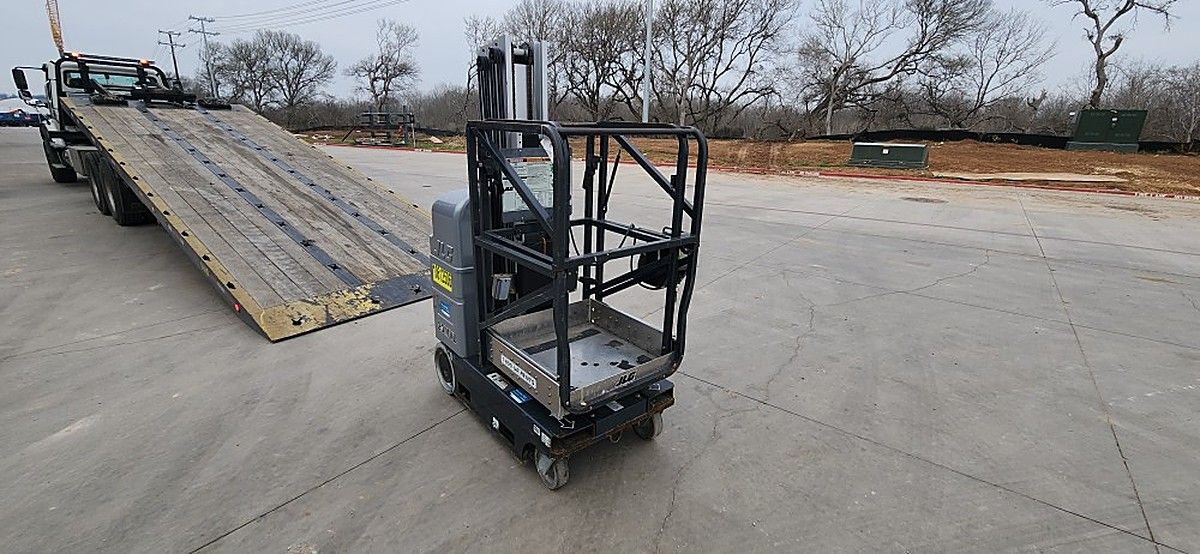 JLG 20MVL photo 3