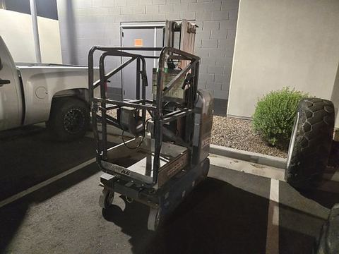 2017 JLG 20MVL Vertical Lift 18-20' Elec Self Propelled
