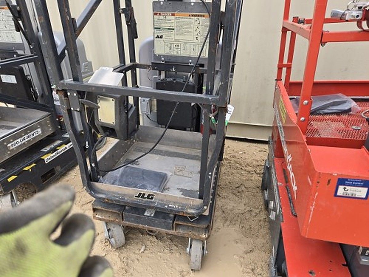 JLG 20MVL photo 4