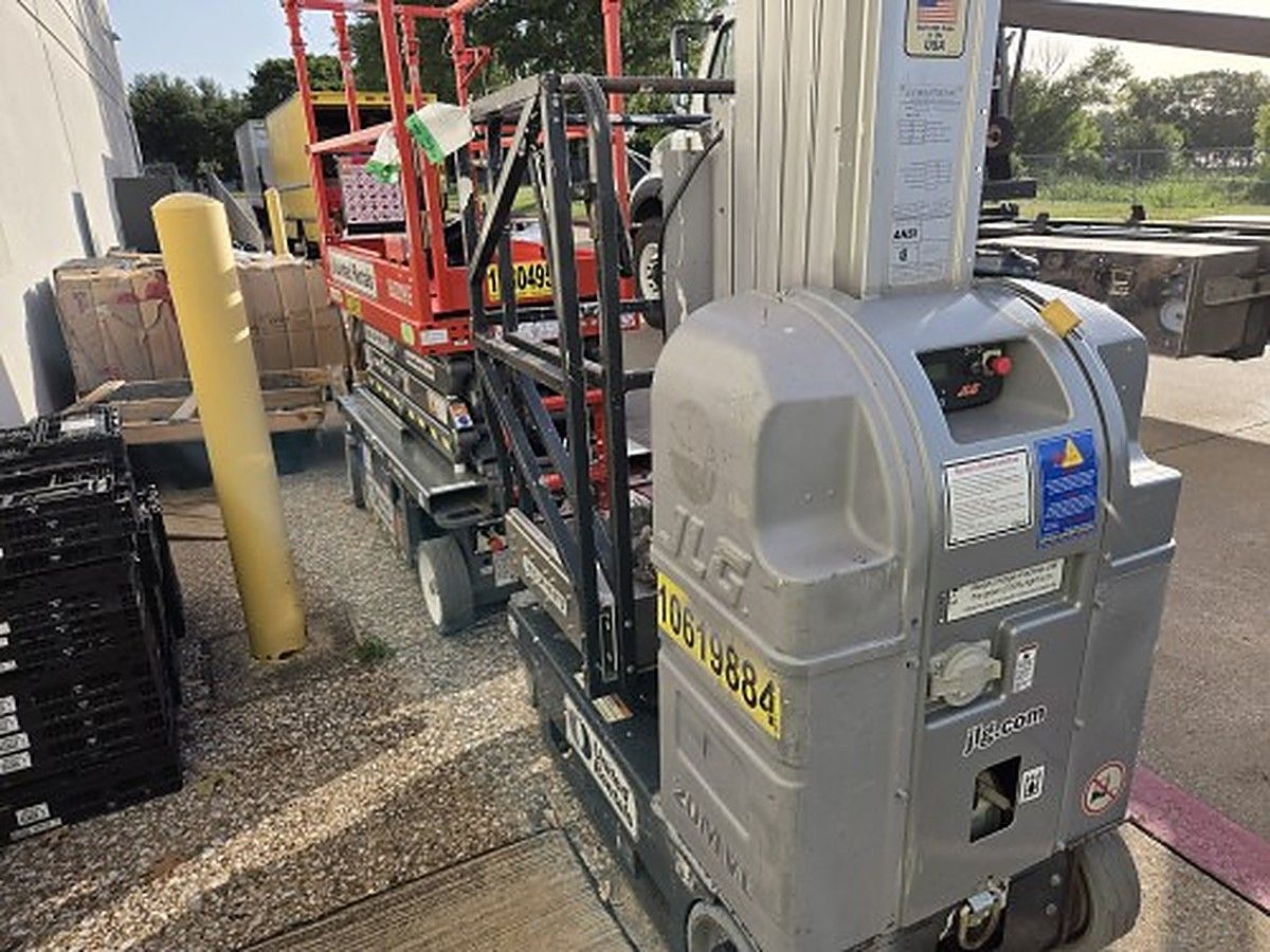 JLG 20MVL photo 8
