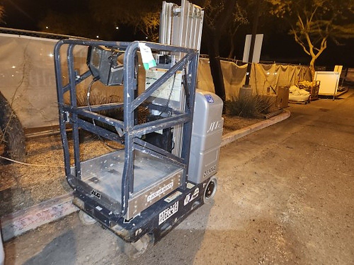 JLG 20MVL photo 5