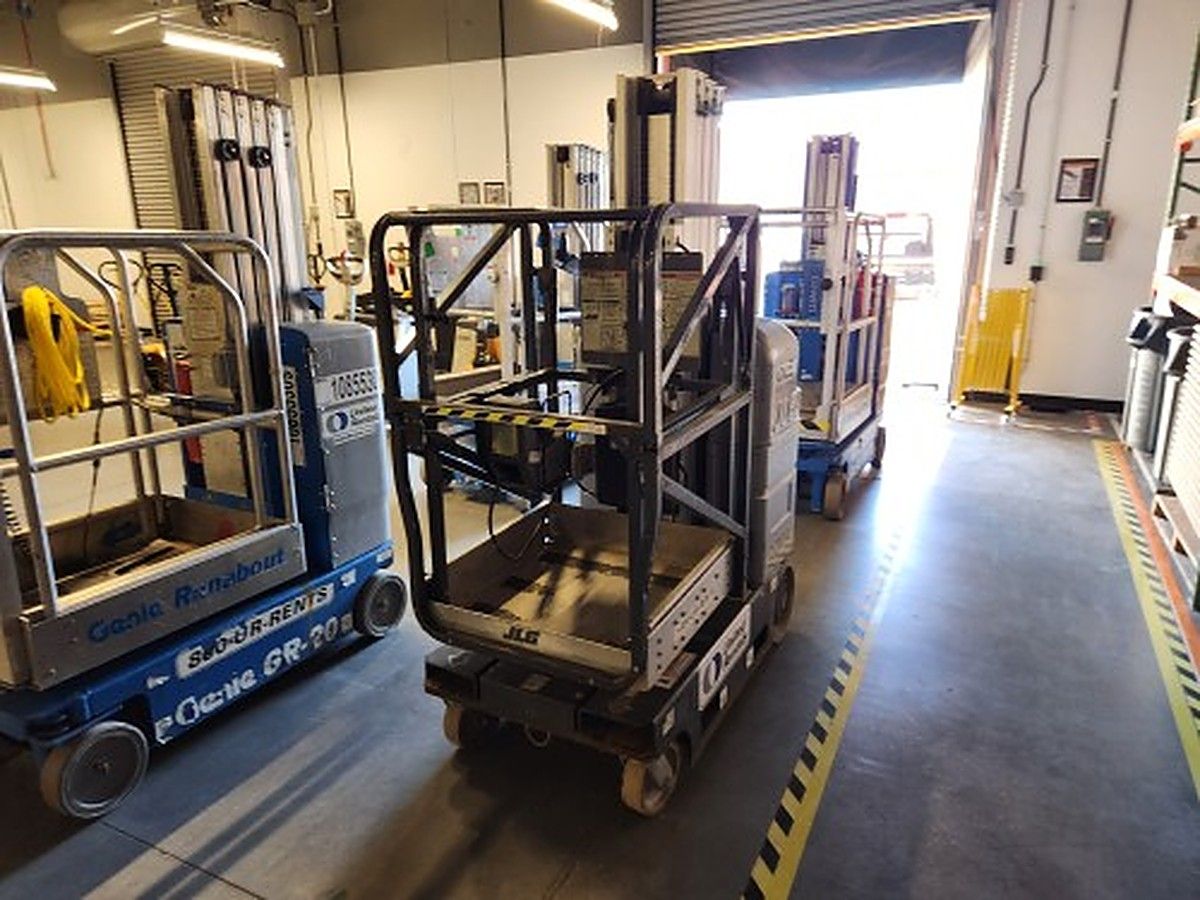 JLG 20MVL photo 2
