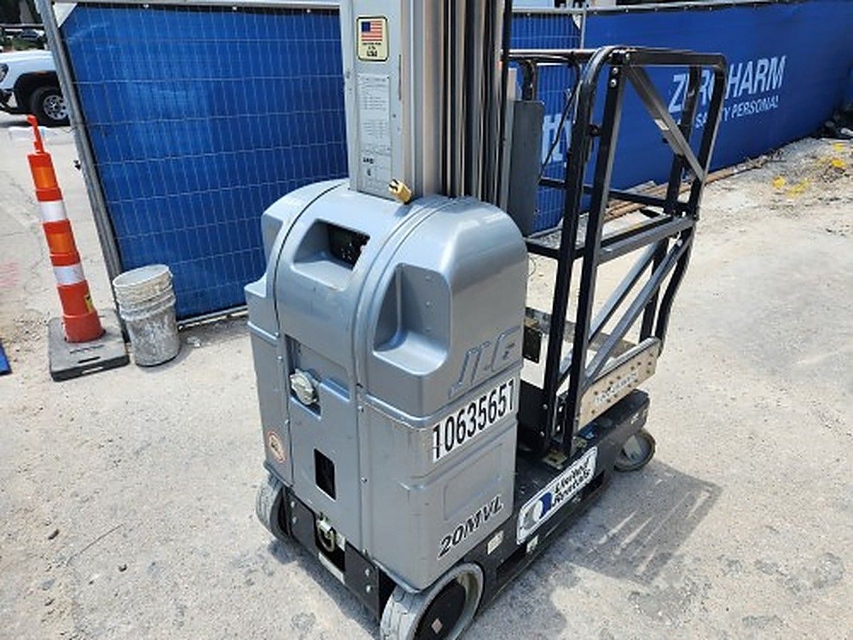 JLG 20MVL photo 10