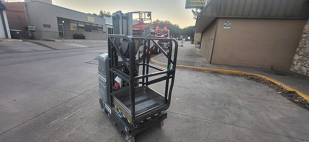 JLG 20MVL photo 5