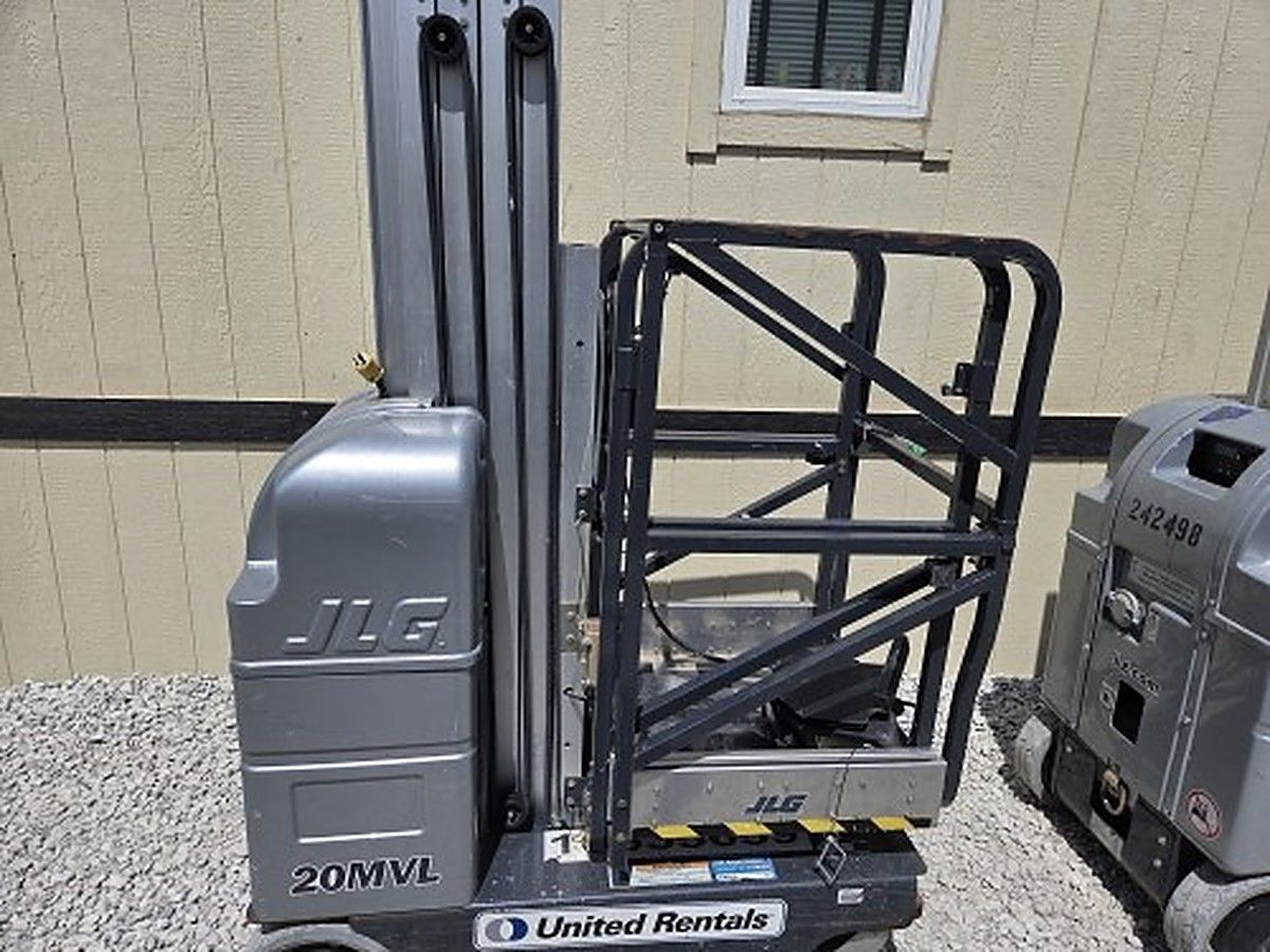 JLG 20MVL photo 2