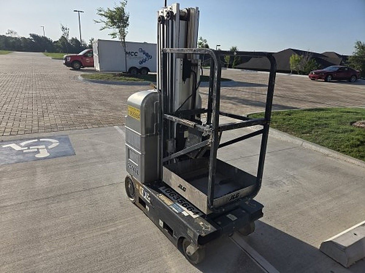 JLG 20MVL photo 2