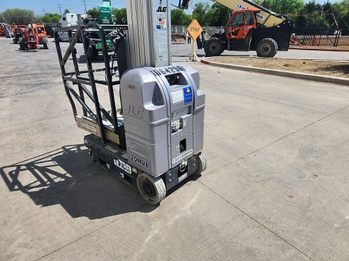 JLG 20MVL photo 10