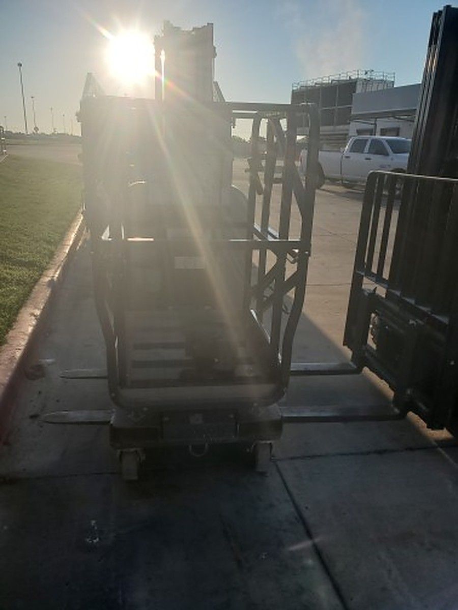 JLG 20MVL photo 2