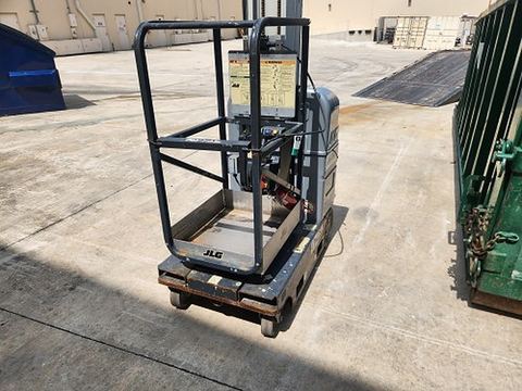 2017 JLG 20MVL Vertical Lift 18-20' Elec Self Propelled
