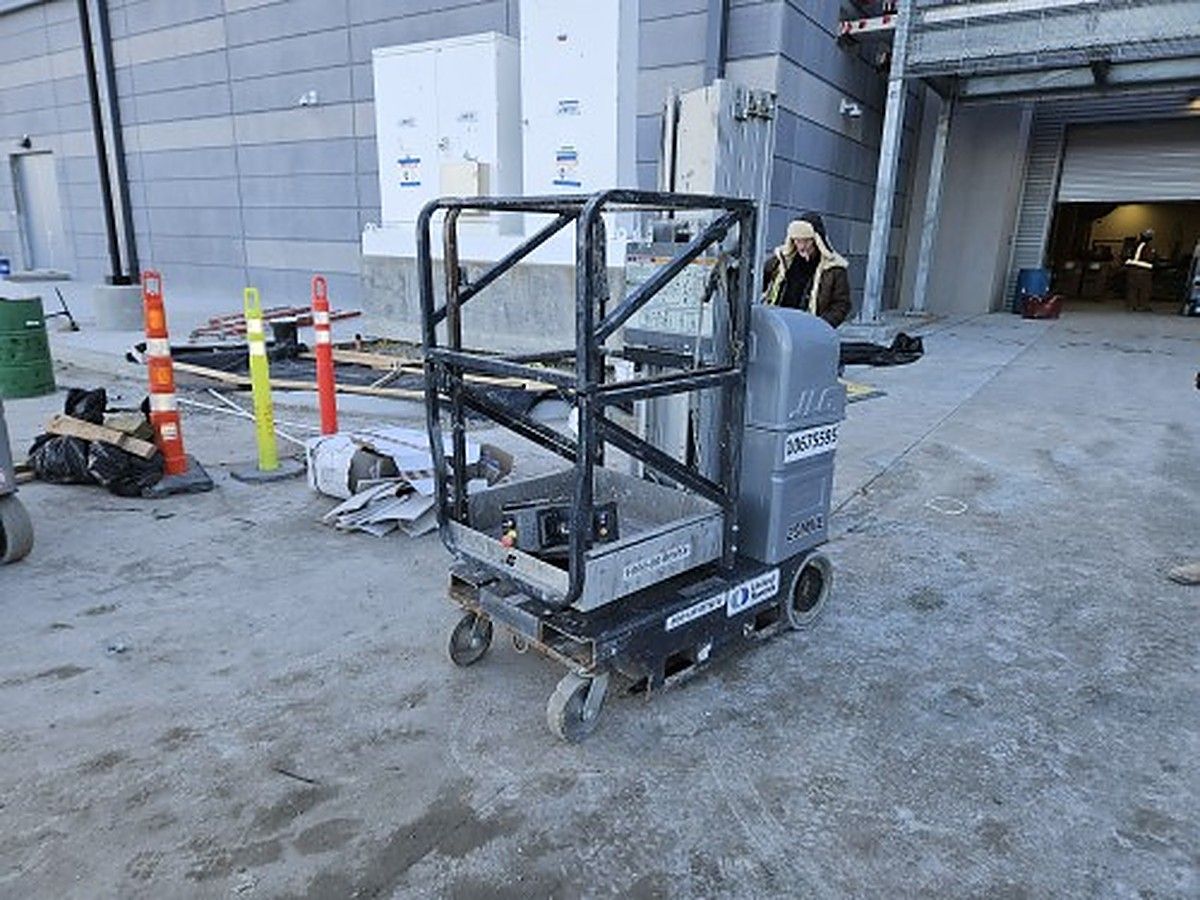 JLG 20MVL photo 3