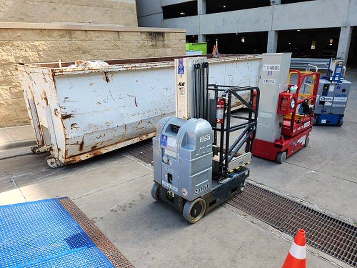 JLG 20MVL photo 2