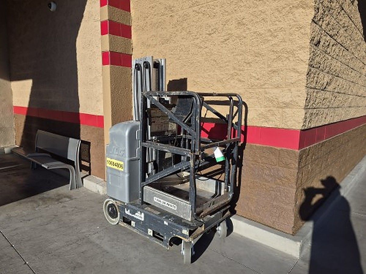 JLG 20MVL photo 4
