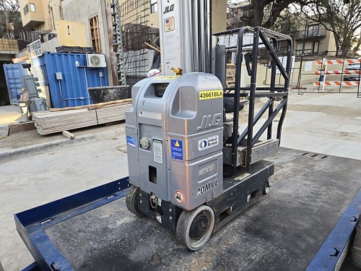 JLG 20MVL photo 4