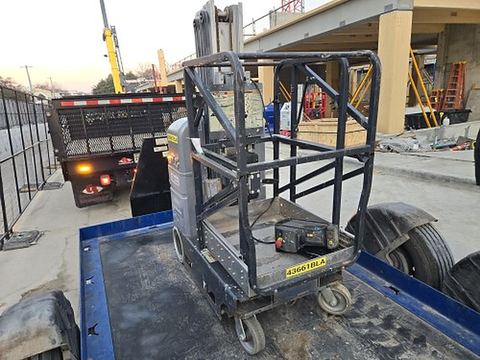 2017 JLG 20MVL Vertical Lift 18-20' Elec Self Propelled