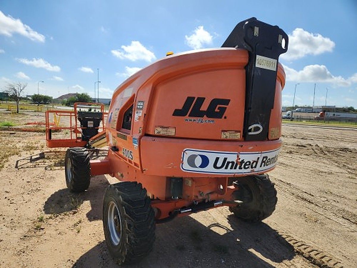 JLG 400S photo 2