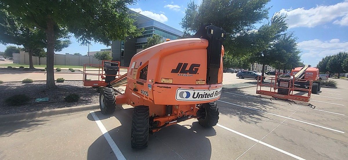 JLG 400S photo 9
