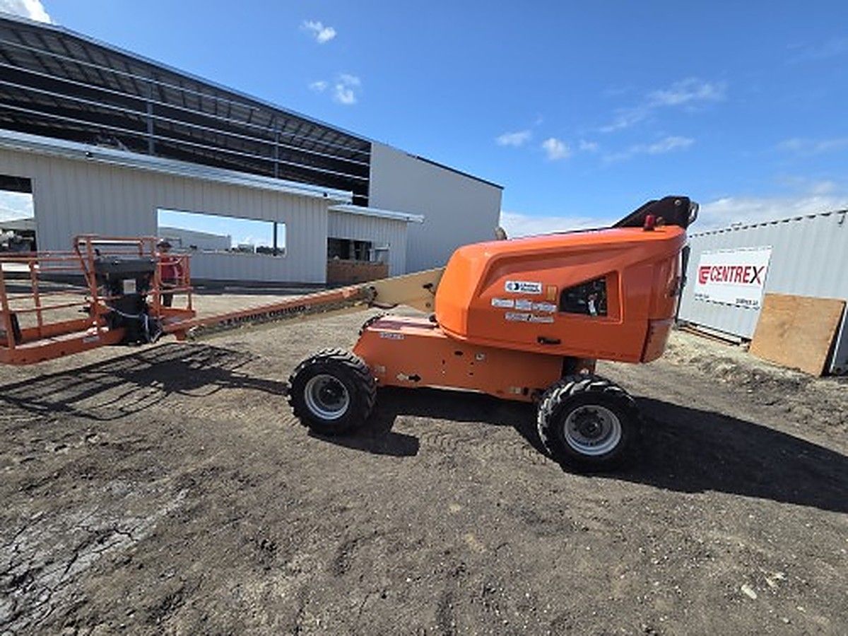 JLG 400S photo 6