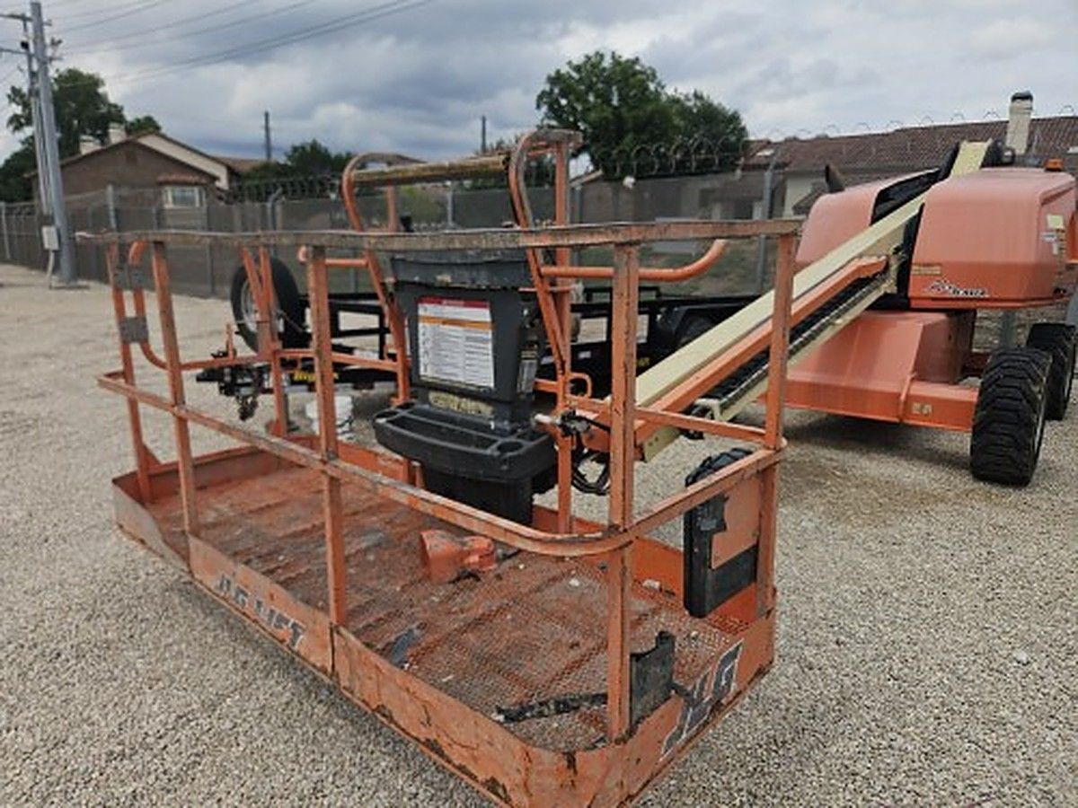 JLG 400S photo 5