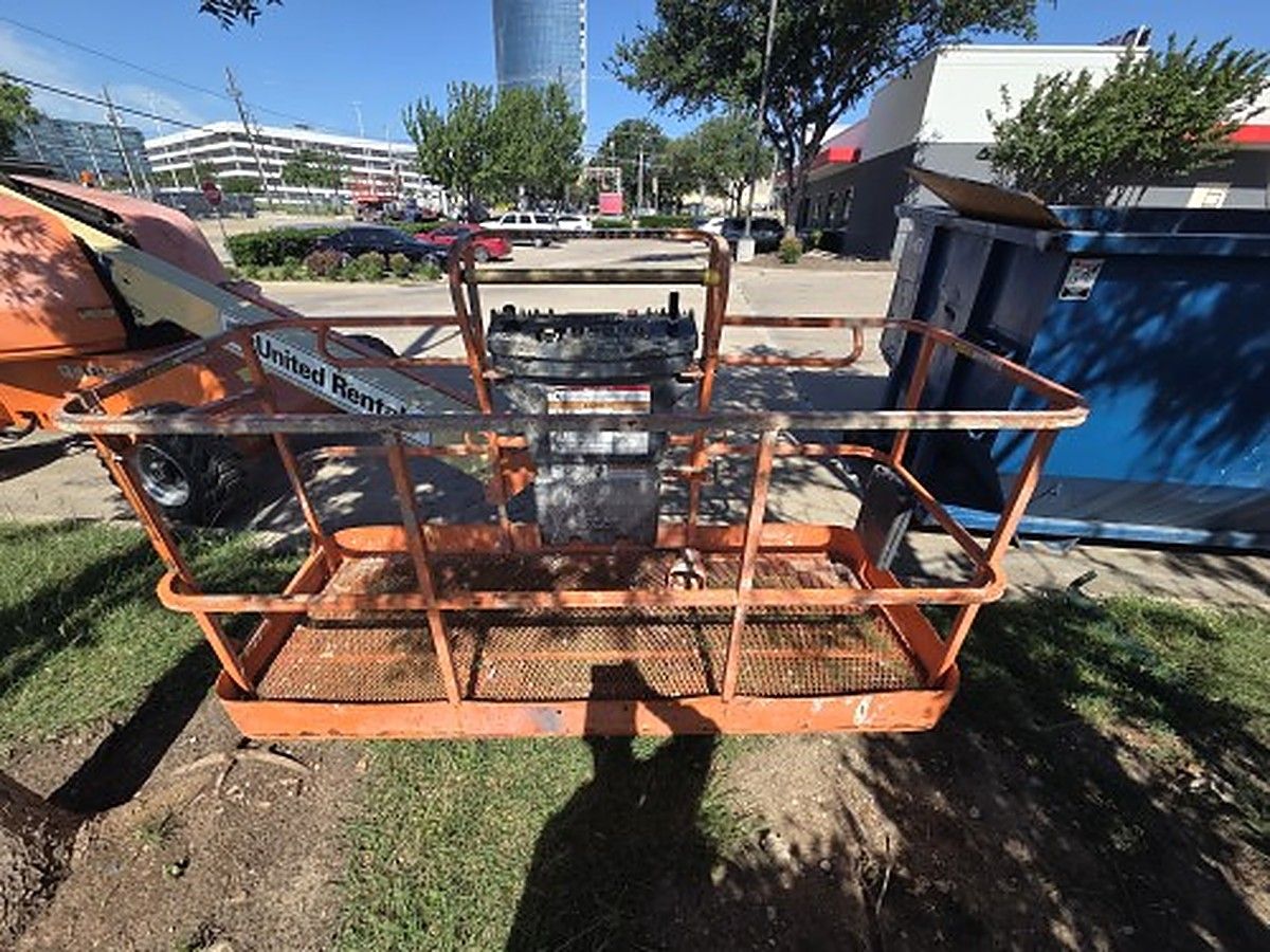 JLG 400S photo 2