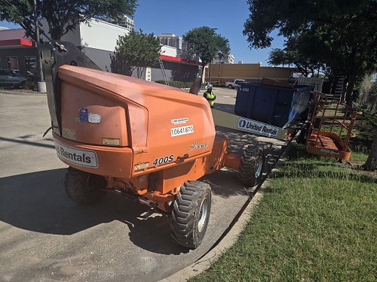 JLG 400S photo 5