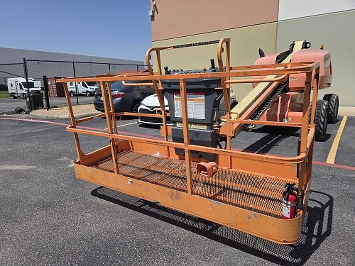 JLG 400S photo 10