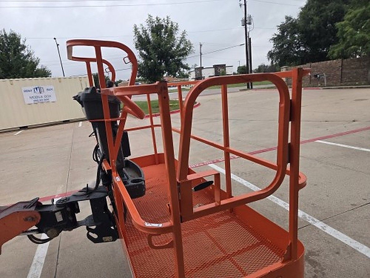 JLG 400S photo 7