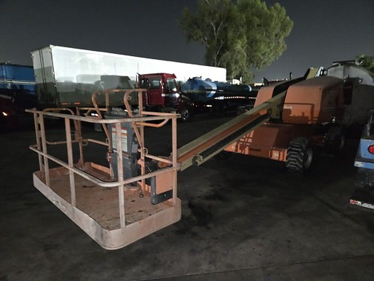 JLG 400S photo 6