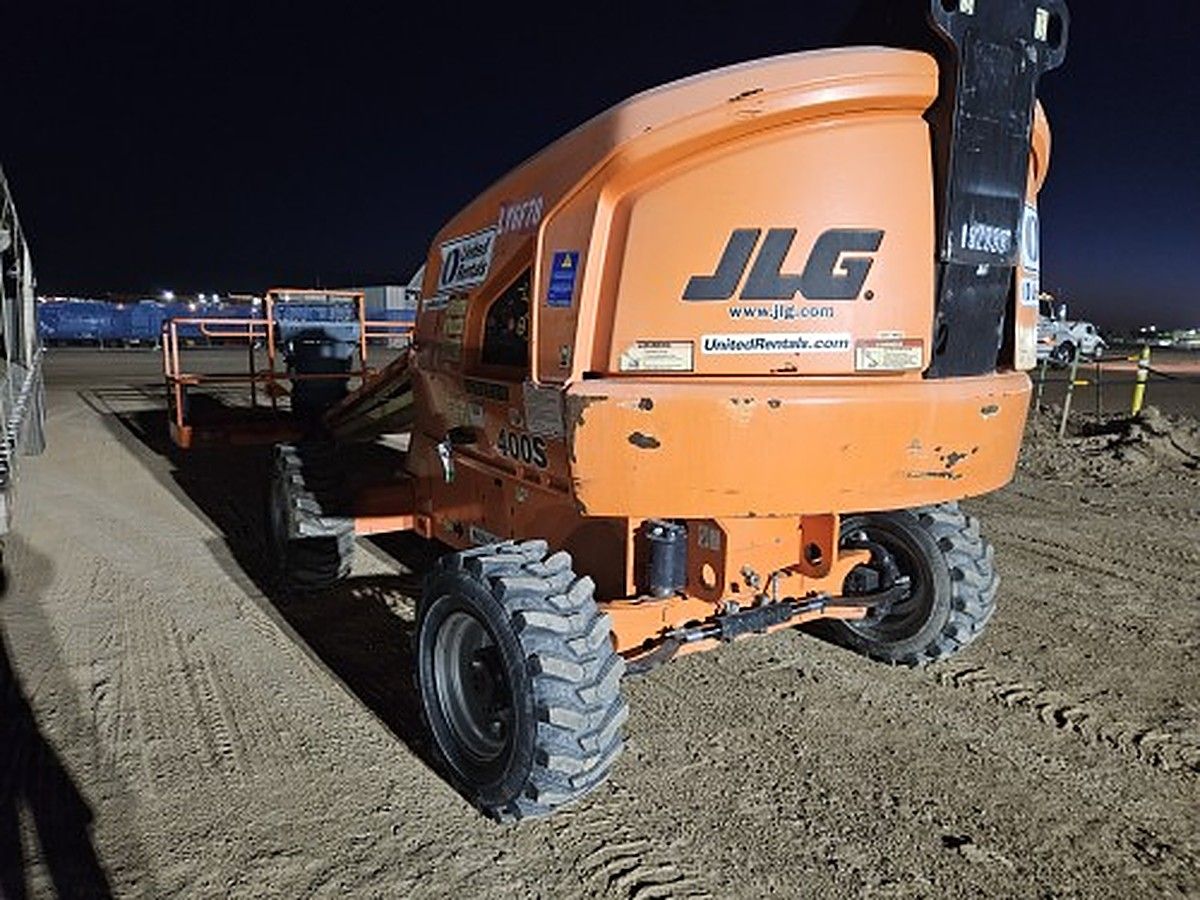 JLG 400S photo 5