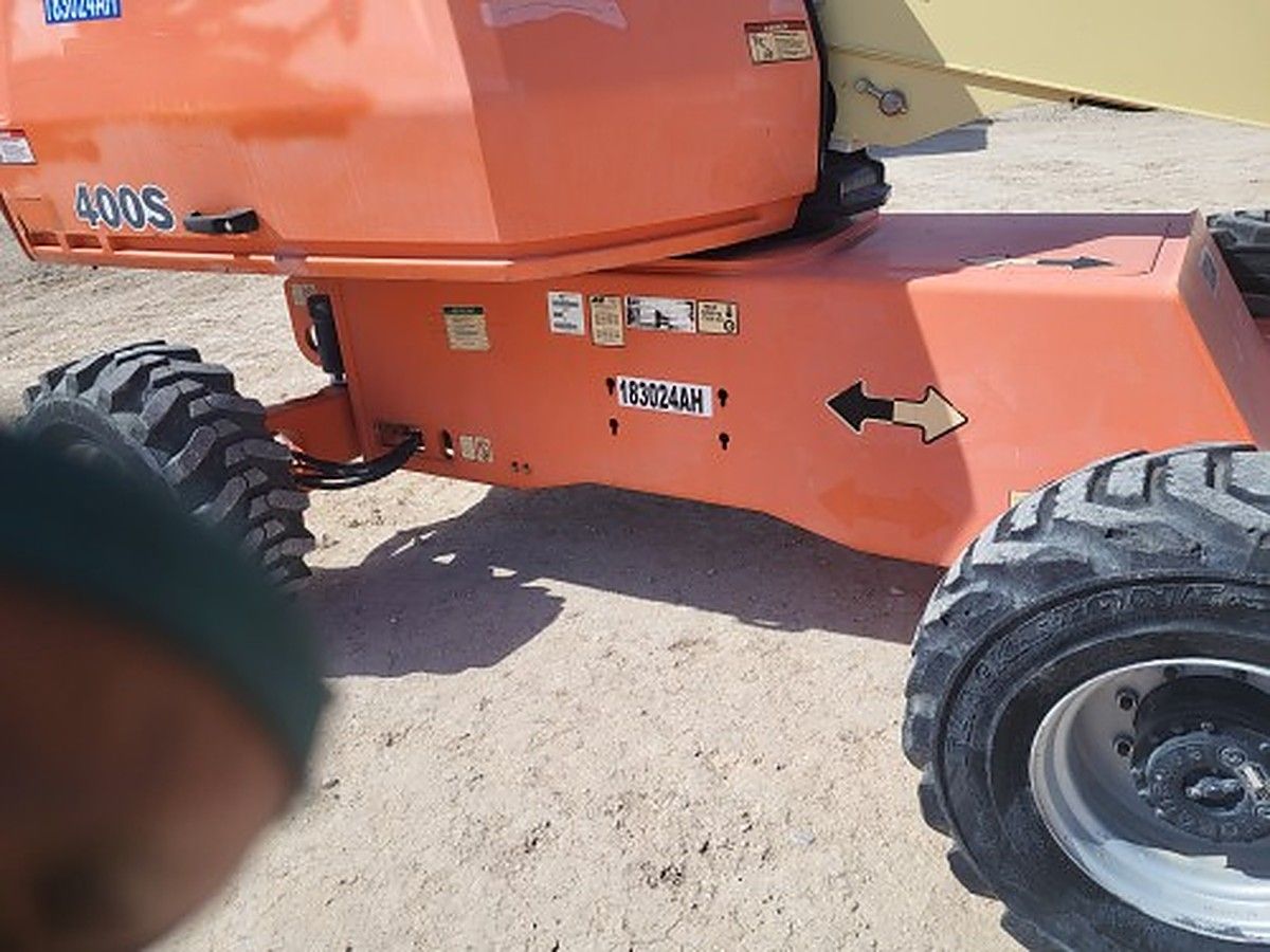 JLG 400S photo 5