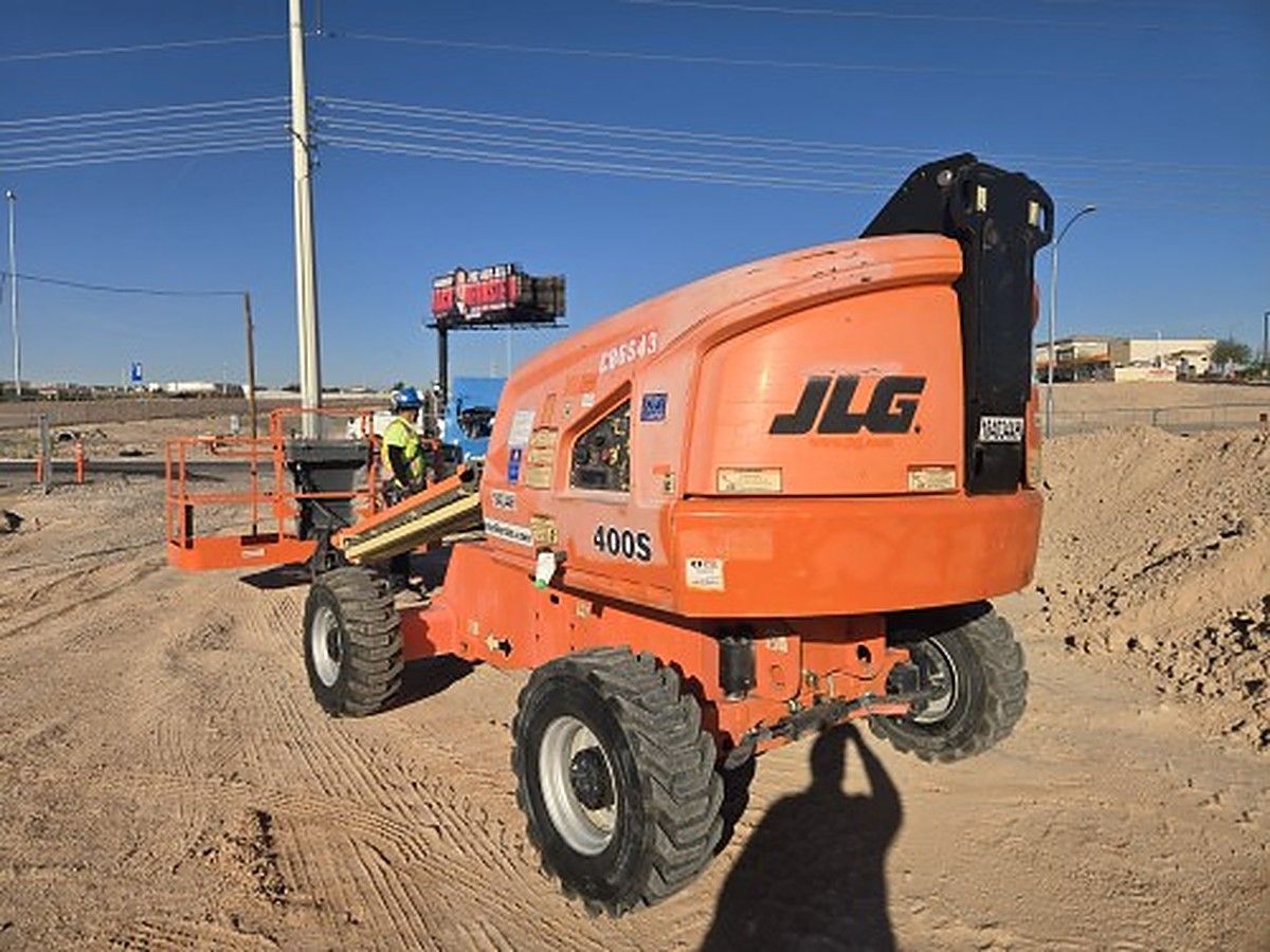 JLG 400S photo 10